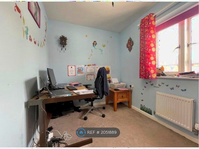 3 Bedroom Detached House To Rent In Canberra Chase, Brooklands, Milton Keynes, MK10