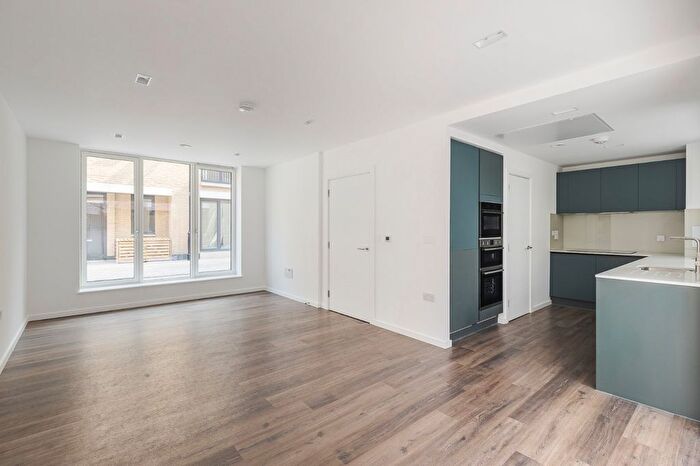 3 Bedroom Detached House To Rent In Cantle Mews, Ladbroke Grove, Kensington And Chelsea, London, W10