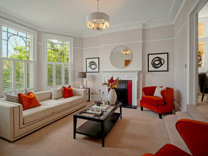 5 Bedroom Semi-Detached House To Rent In Underhill Road, London, SE22