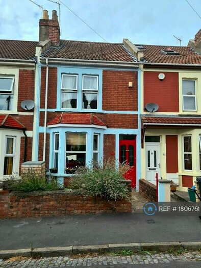 2 Bedroom Terraced House To Rent In Highworth Road, Bristol, BS4