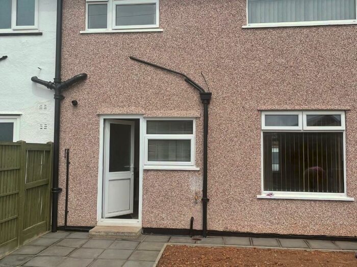 2 Bedroom Terraced House To Rent In Fitchett Walk, Bristol, BS10