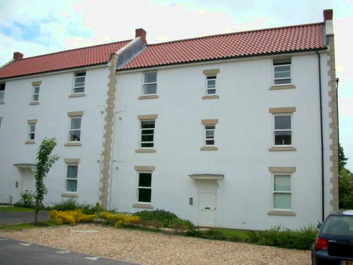 2 Bedroom Flat To Rent In Northover Mews, Frome, Somerset, BA11