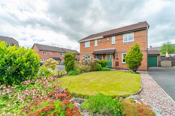 3 Bedroom Semi Detached House For Sale In Aviemore Close, Ramsbottom, BL0