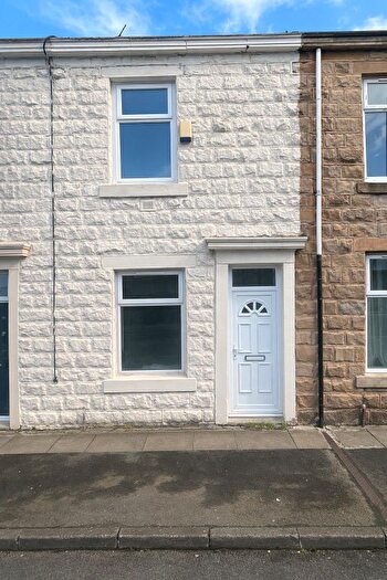 Terraced House For Sale In Blackburn Road, Blackburn, BB6