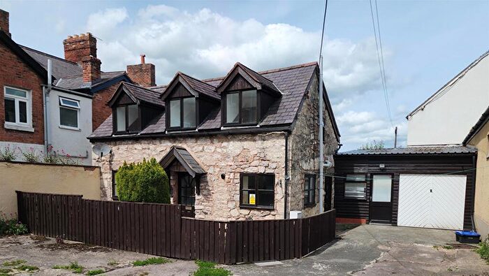2 Bedroom Detached House For Sale In Well Street, Ruthin, LL15