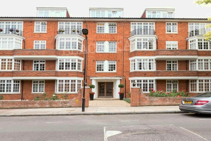 Studio To Rent In Cleve Road, London, NW6