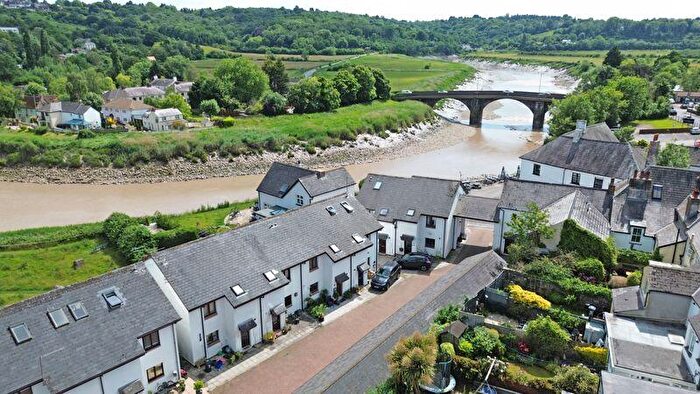 2 Bedroom Flat For Sale In Luxury Apartment, Hanbury Close, Caerleon, NP18