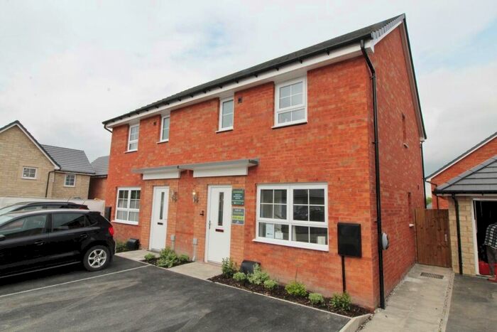 3 Bedroom Semi-Detached House For Sale In Laurel Row, Barrow, BB7