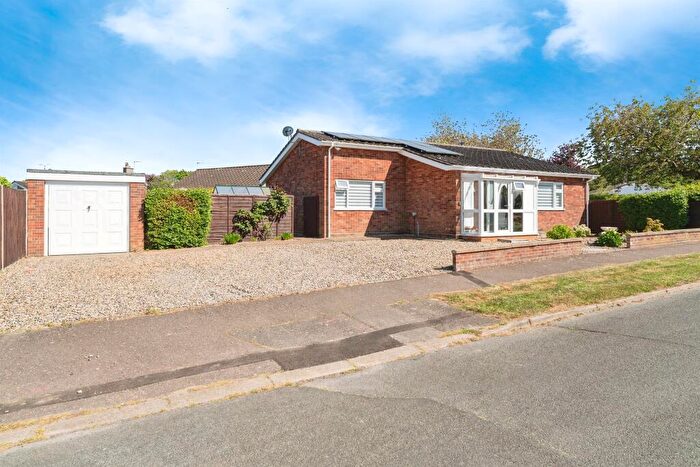 3 Bedroom Detached Bungalow For Sale In Burnt Hills, Cromer, NR27