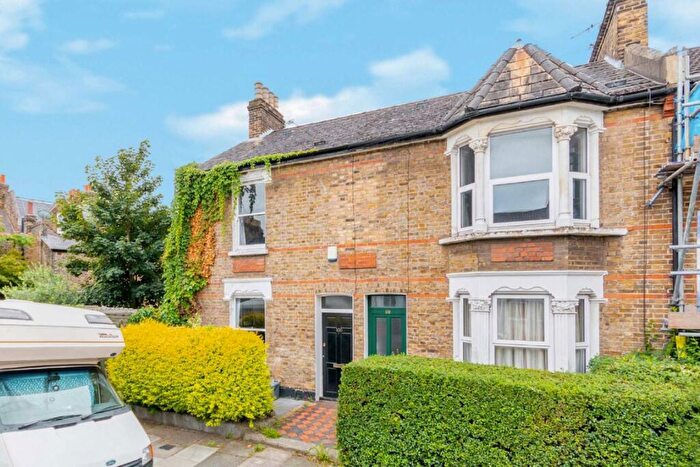 2 Bedroom End Of Terrace House To Rent In Merritt Road, Brockley, SE4