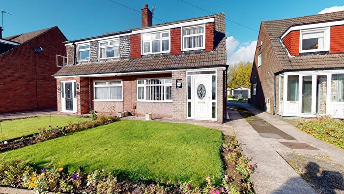 3 Bedroom Semi-Detached House To Rent In Shetland Way, Manchester, M41
