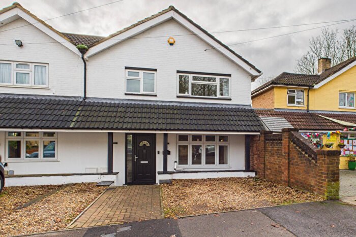 4 Bedroom End Of Terrace House For Sale In Horselers, Hemel Hempstead, HP3
