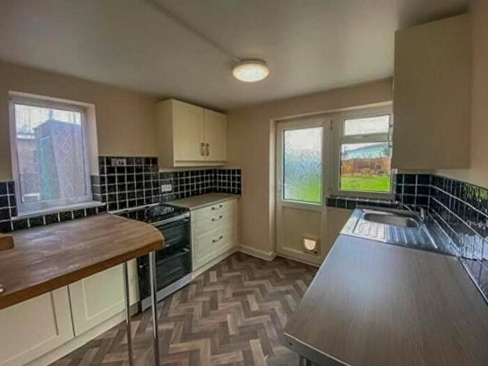 3 Bedroom Flat To Rent In Pilkington Close, Filton, Bristol, BS34