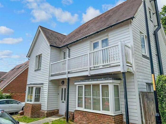 5 Bedroom Detached House For Sale In Noel Coward Gardens, Aldington, Ashford, Kent, TN25