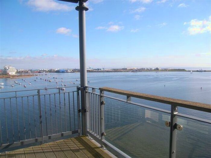 2 Bedroom Apartment To Rent In Lady Isle House, Prospect Place, Cardiff, CF11