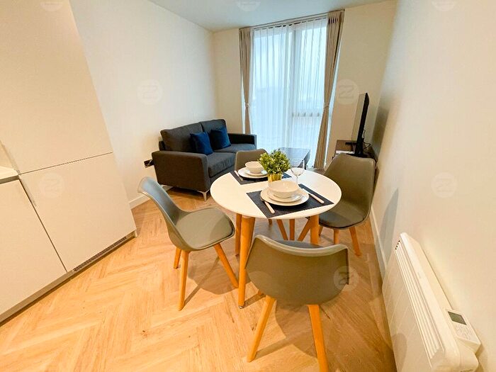 1 Bedroom Flat To Rent In /F, South Central, Essex Street, Birmingham, B5