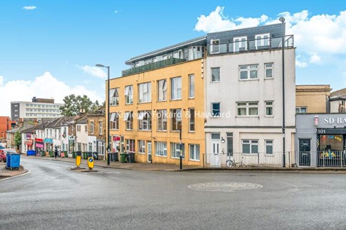 2 Bedroom Apartment To Rent In Dartmouth Road London, SE26