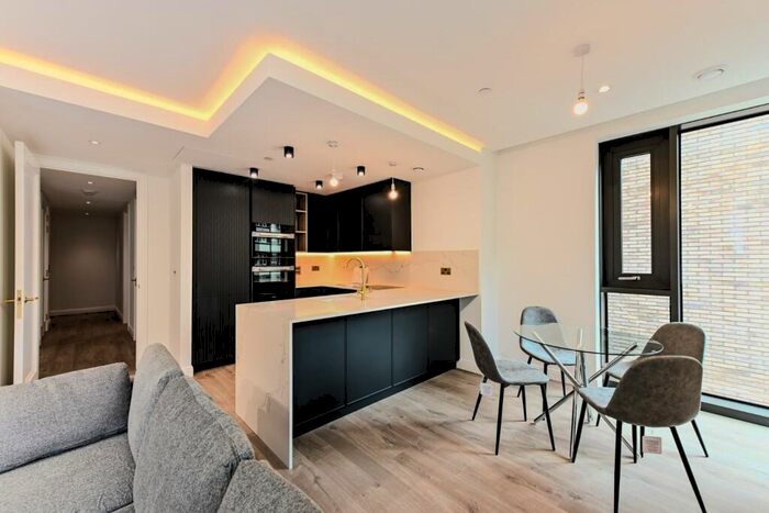 2 Bedroom Apartment To Rent In Siena House, Bollinder Place, London, EC1V