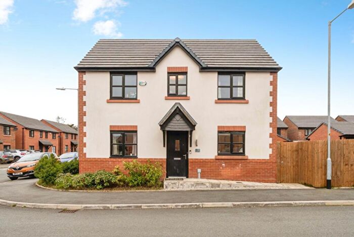3 Bedroom Detached House For Sale In Borsdane Way, Bolton, Lancashire, BL5