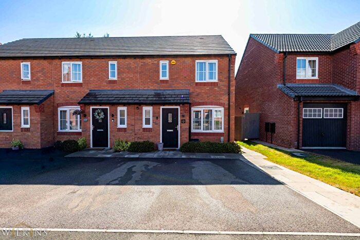 3 Bedroom End Of Terrace House For Sale In Romulus Way, Nuneaton, Warwickshire, CV11