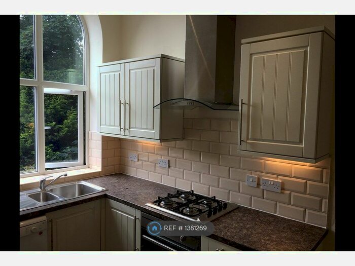 1 Bedroom Flat To Rent In Fallowfield, Manchester, M14