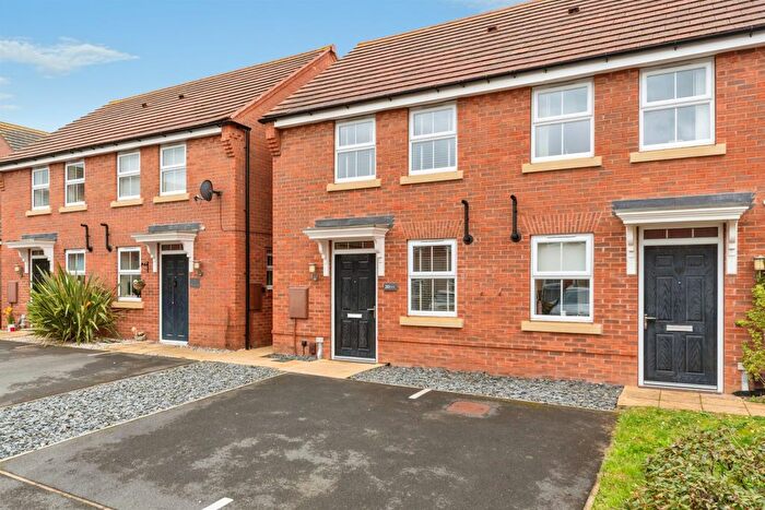 2 Bedroom Semi Detached House For Sale In Dalton Close, Grantham, NG31