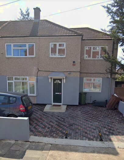 8 Bedroom Terraced House To Rent In Roxwell Road, Barking, Essex, IG11