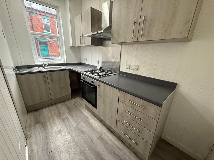 2 Bedroom Terraced House To Rent In Dobson Terrace, Leeds, LS11