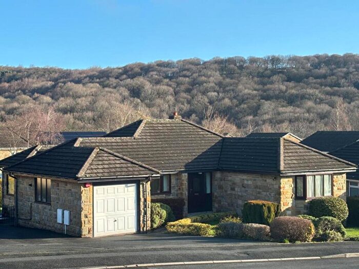 2 Bedroom House For Sale In Grimescar Meadows, Huddersfield, HD2