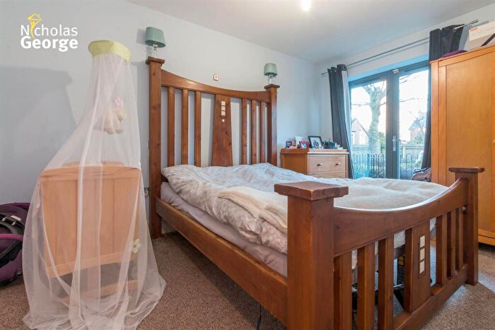 2 Bedroom Flat To Rent In Spire Court, Manor Rd, Edgbaston, B16