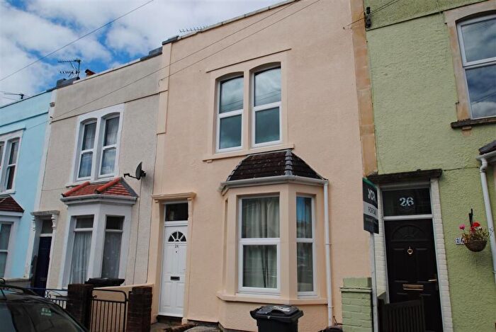 4 Bedroom Terraced House To Rent In Oak Road, Bristol, BS7