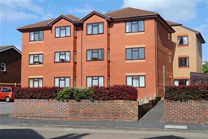 1 Bedroom Flat To Rent In Norfolk House, Gosport, PO12