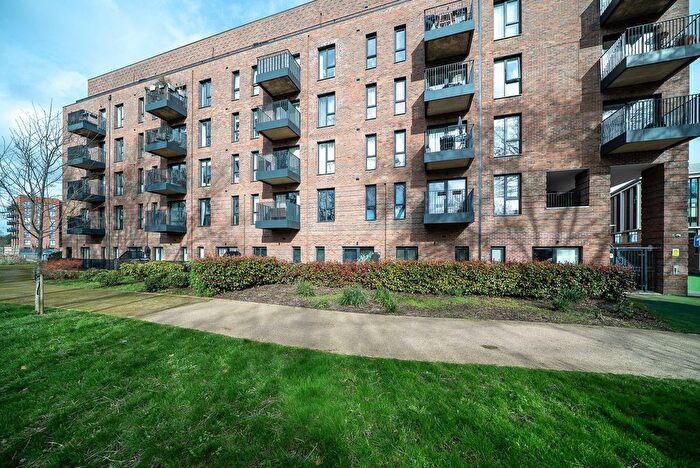 2 Bedroom Flat For Sale In Dacorum Way, Hemel Hempstead, HP1