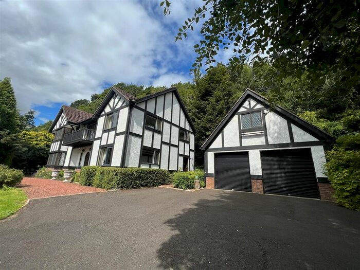 4 Bedroom Detached House To Rent In White Gables, Hillside West, Rothbury, NE65