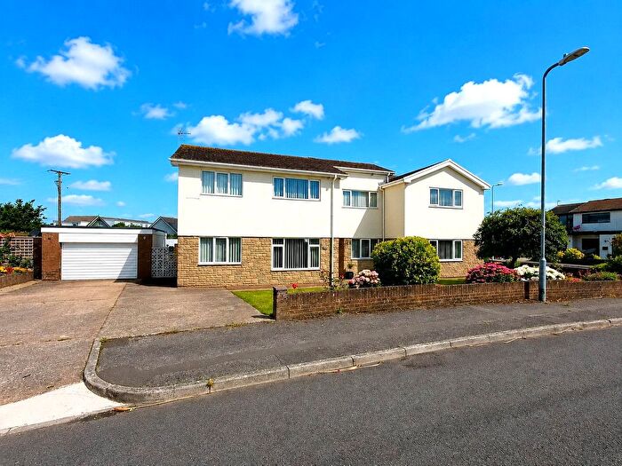 5 Bedroom Detached House For Sale In Stonechat Close, Nottage, Porthcawl, CF36