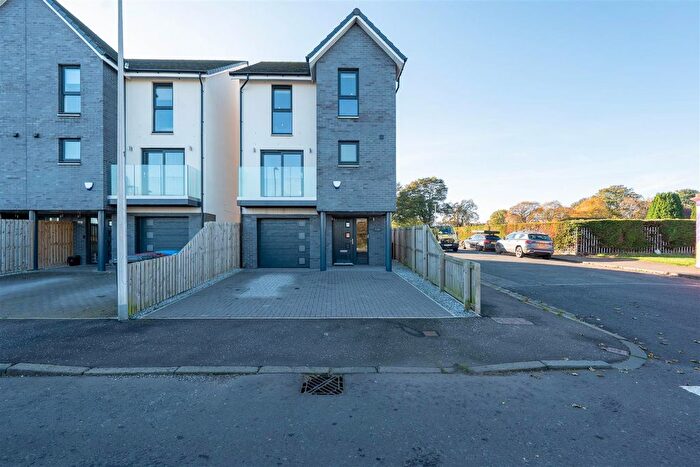 4 Bedroom Town House For Sale In Fairmuir Road, Dundee, DD3
