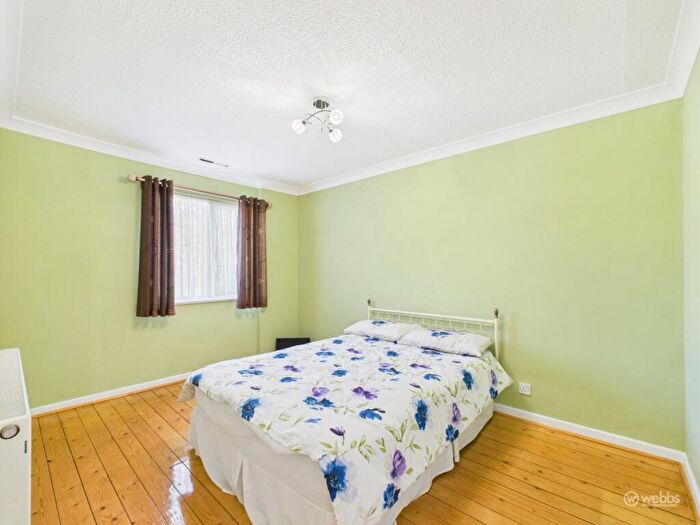 3 Bedroom Terraced House For Sale In Charlwood, Croydon, CR0