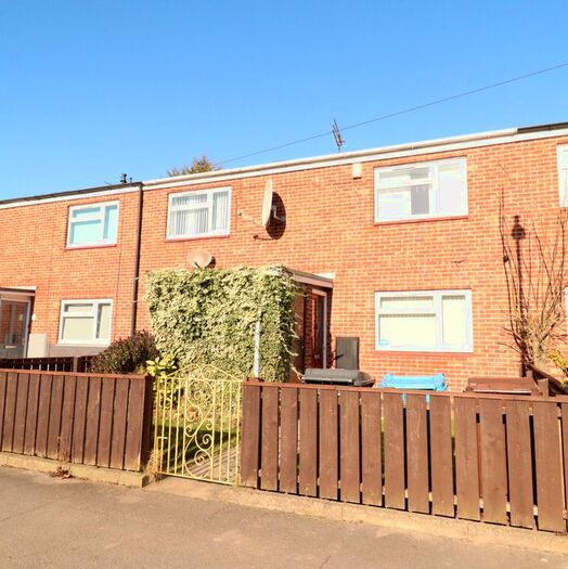 2 Bedroom Terraced House To Rent In Cave Street, Hull, Yorkshire, HU5