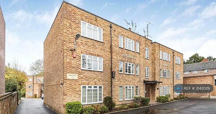 2 Bedroom Flat To Rent In Harley Court, London, N20