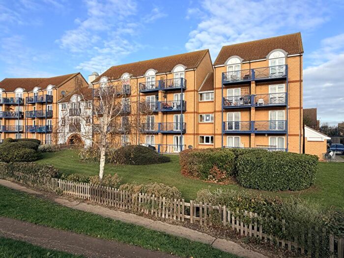 2 Bedroom Flat For Sale In Astley, Grays, RM17
