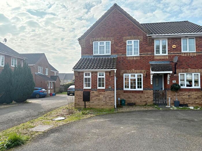 3 Bedroom House To Rent In , SG2