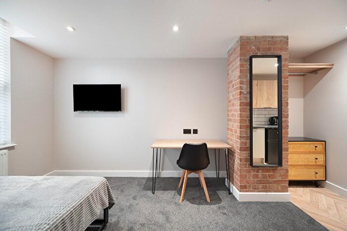 Studio To Rent In Lynton Street, Derby, Derbyshire, DE22