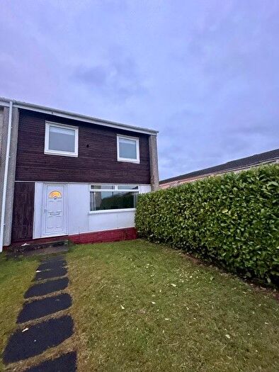 3 Bedroom Terraced House To Rent In Cypress Place, Glasgow, G75