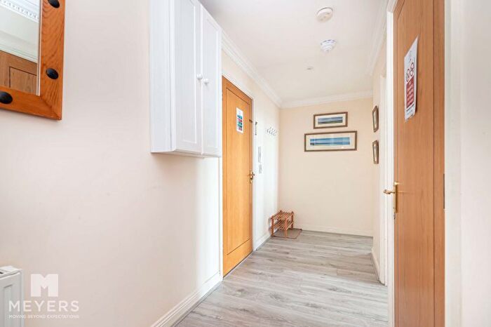 2 Bedroom Flat To Rent In Burlington Mansions, Owls Road, Bournemouth, BH5