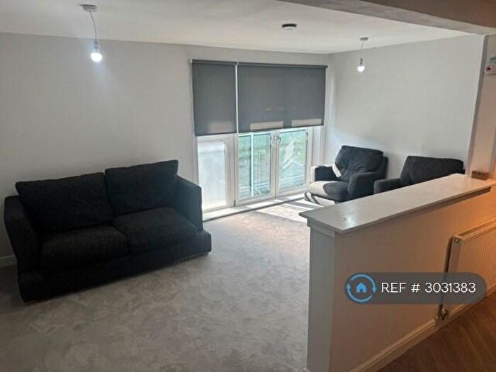 2 Bedroom Flat To Rent In Maryhill Road, Glasgow, G20