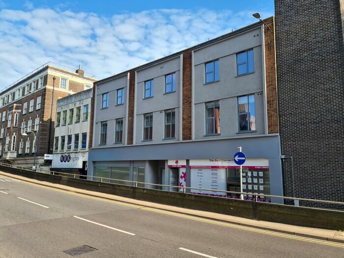 1 Bedroom Flat To Rent In Flat Wren House, - Exchange Road, Watford, WD18