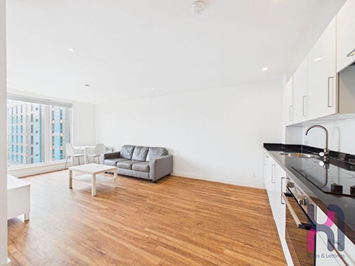 2 Bedroom Flat To Rent In Elmira Way, The Exchange, M5