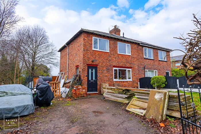 3 Bedroom Semi Detached House For Sale In Chester Road, Tyldesley, M29