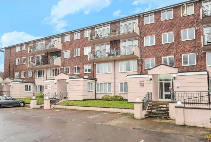 2 Bedroom Flat To Rent In Lizmans Court, East Oxford, OX4