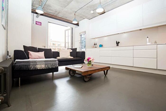 1 Bedroom Flat To Rent In New Inn Broadway, , Shoreditch, London, EC2A